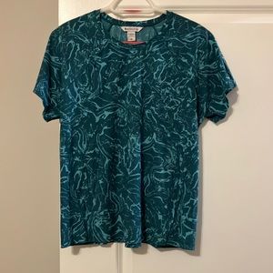 Athleta Ultimate Train Tee size medium